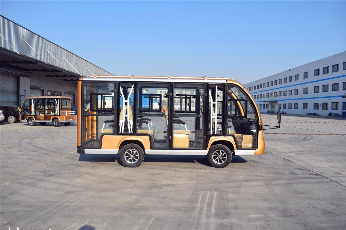 男國倫電動觀光封閉車